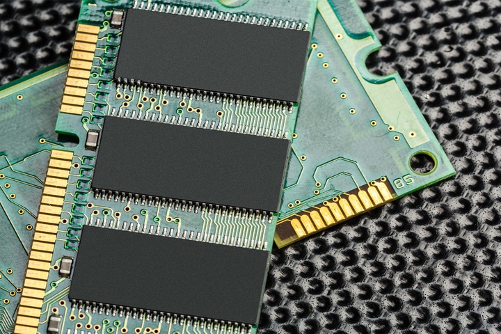 graphics-card-installation