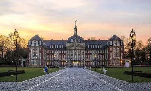 Popular University City