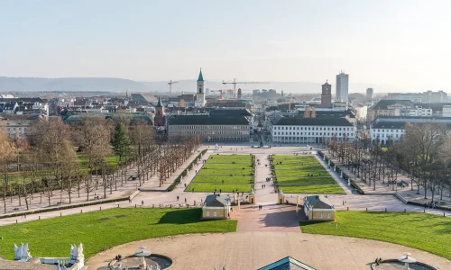 City (7) City Layout and Landmarks